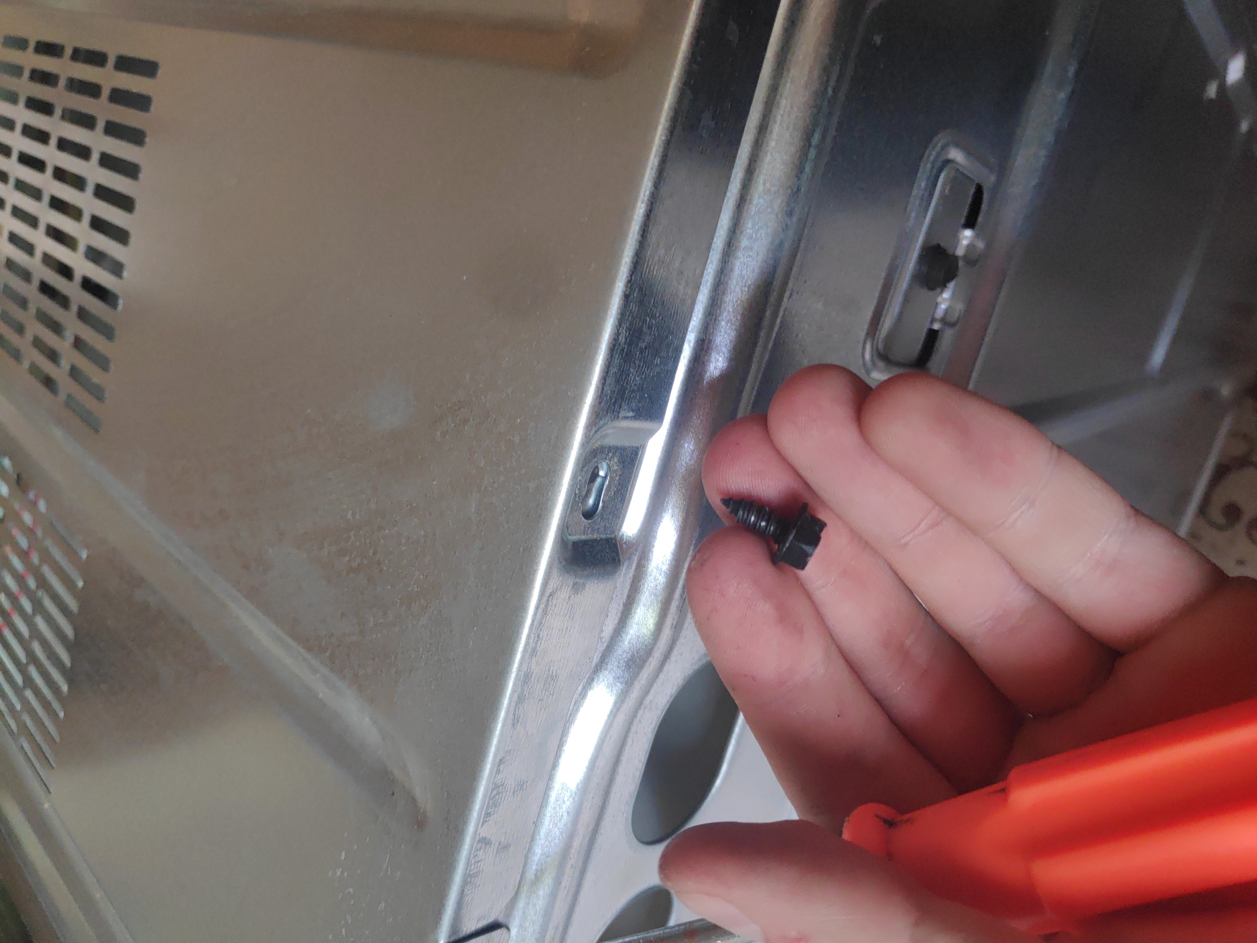 Поремонтував електродухову шафу Whirlpool AKR235/IX (14)