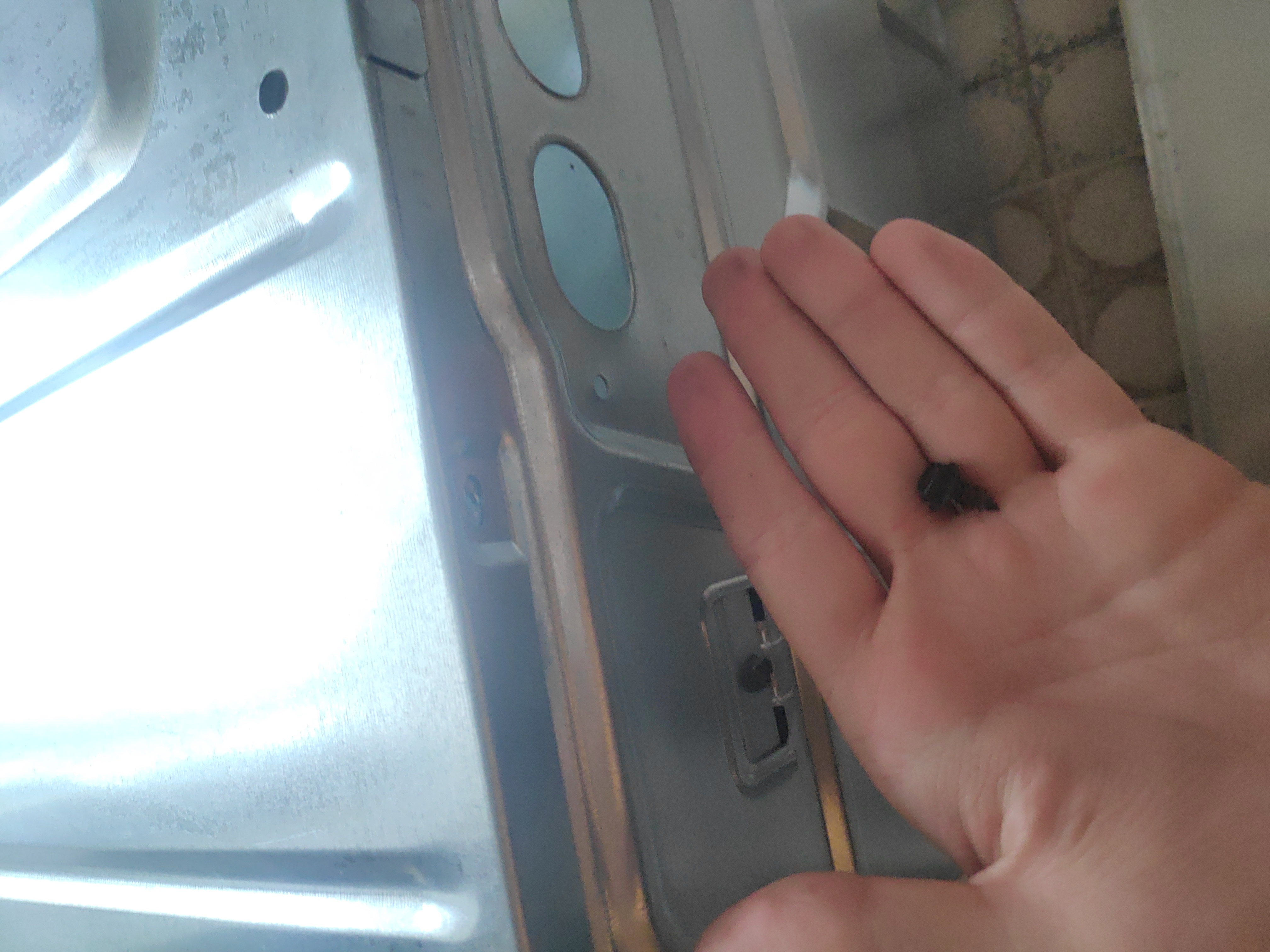 Поремонтував електродухову шафу Whirlpool AKR235/IX (16)