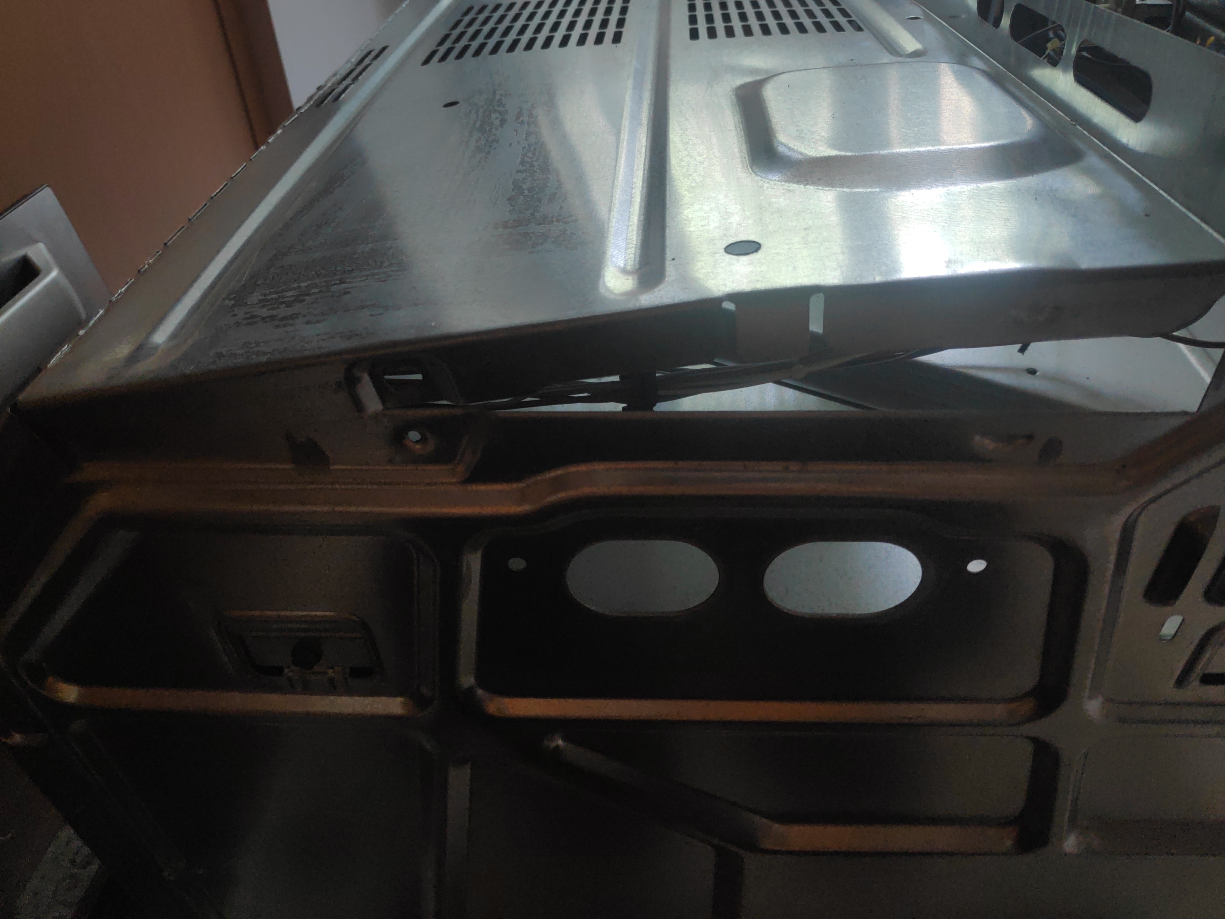 Поремонтував електродухову шафу Whirlpool AKR235/IX (19)